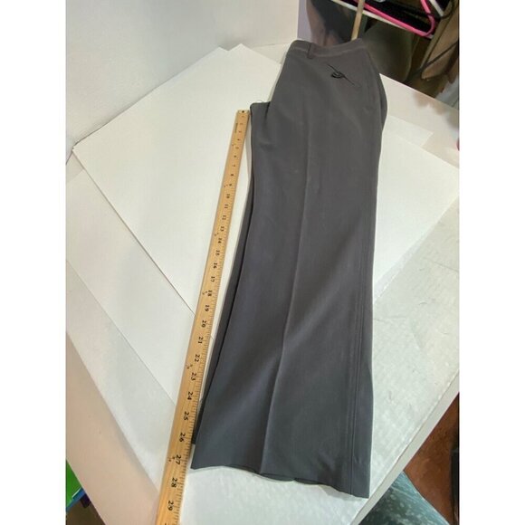 Larry Levine Petite Short Gray Pants Straight Leg Button Tab Pockets Women’s 12P - Picture 9 of 9